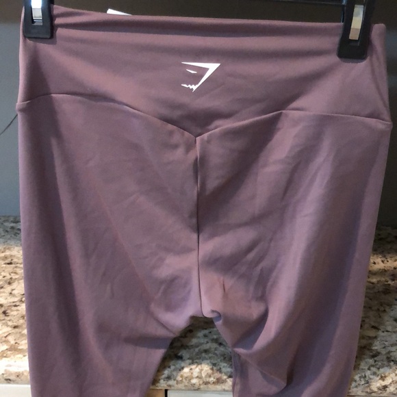 Purple gymshark workout leggings - Picture 4 of 4
